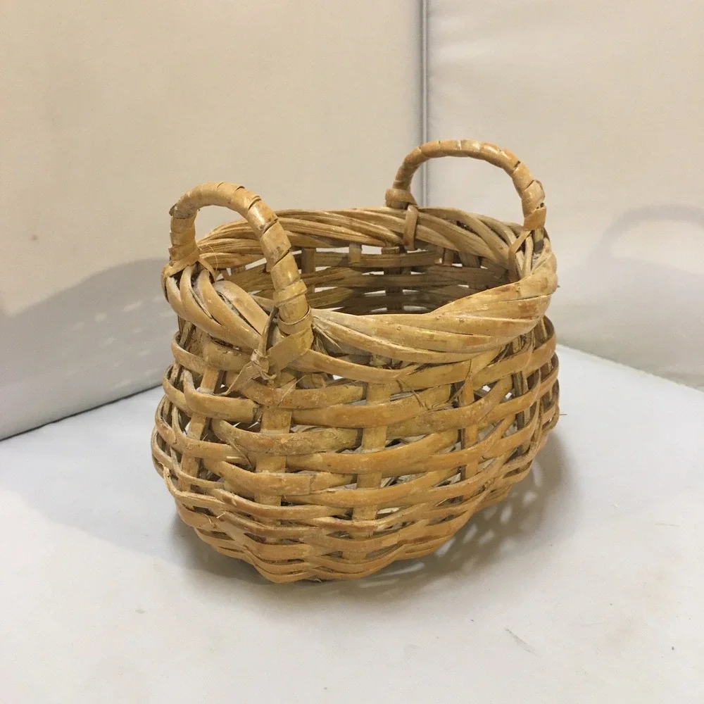 Unbranded handcrafted vintage